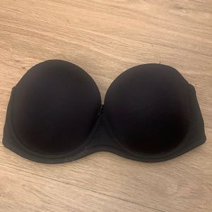 Strapless bra
